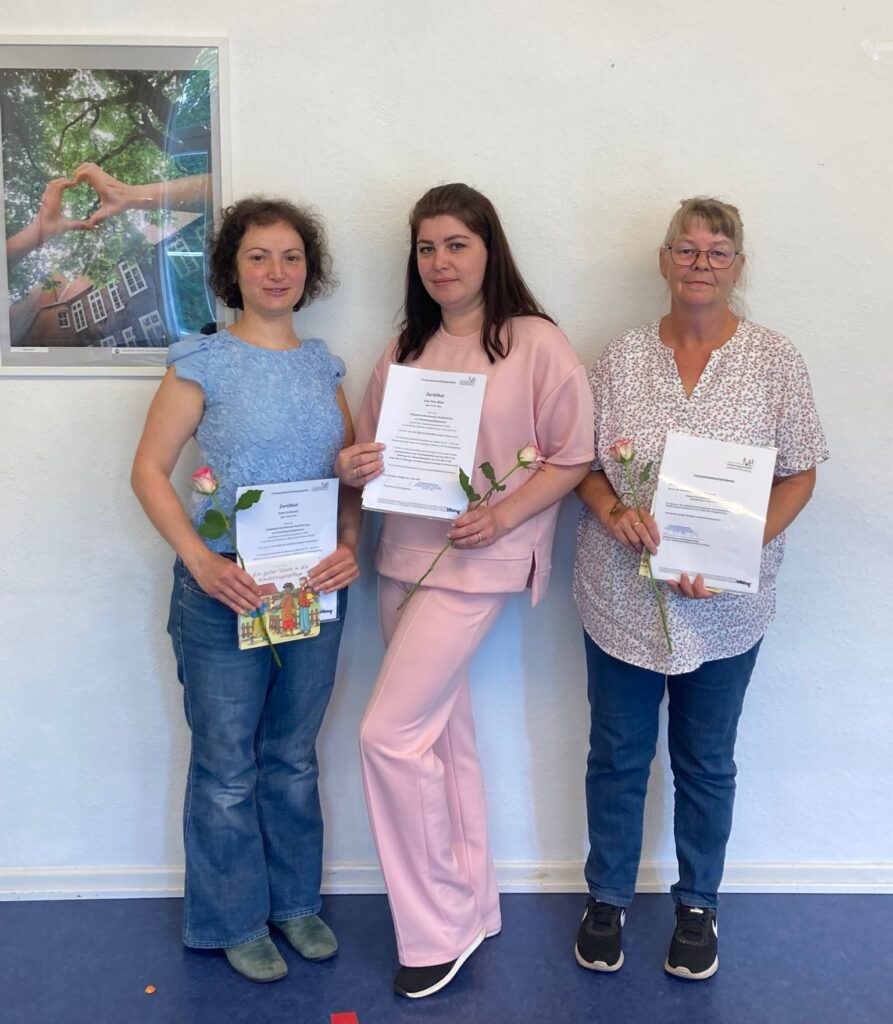 v.l.n.r. Rosa El-Hawari, Julia Alles-Maier, Monika Koch